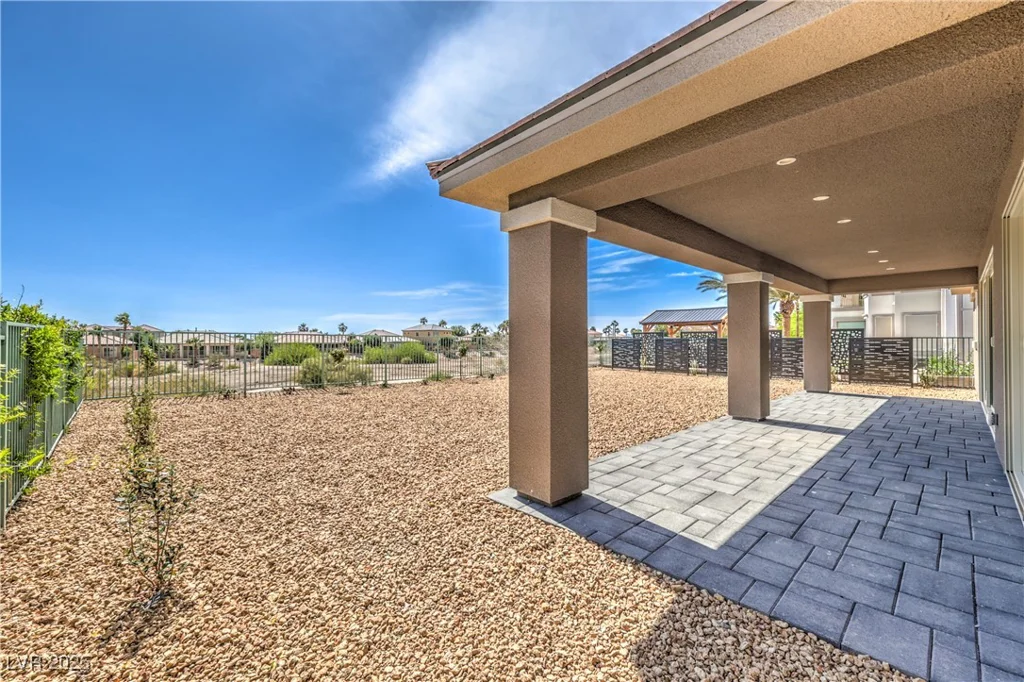 8316 Broad Peak, Las Vegas, NV 89131