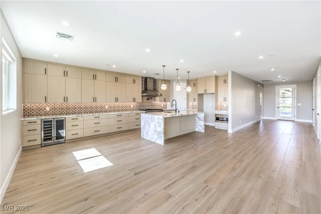 8316 Broad Peak, Las Vegas, NV 89131
