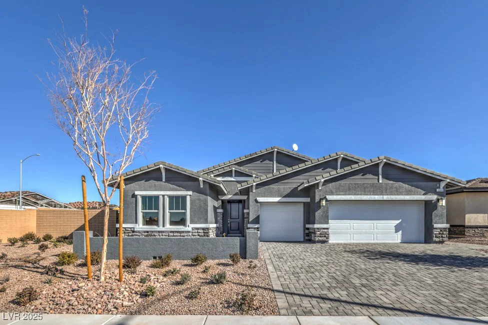 1048 Forrest Falcon, Henderson, NV 89011