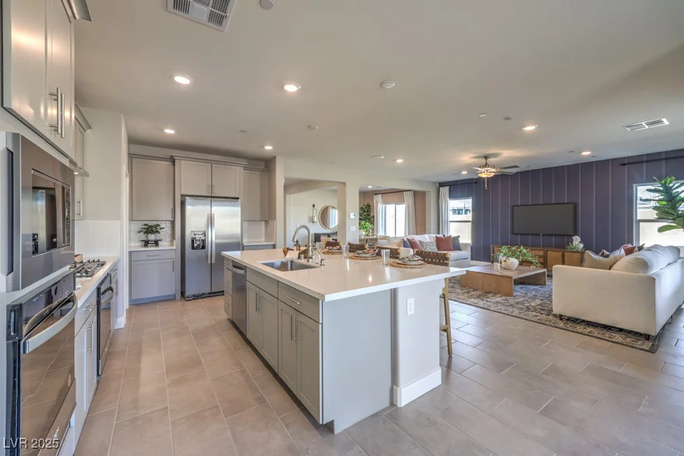 1048 Forrest Falcon, Henderson, NV 89011