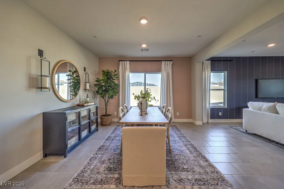 1048 Forrest Falcon, Henderson, NV 89011