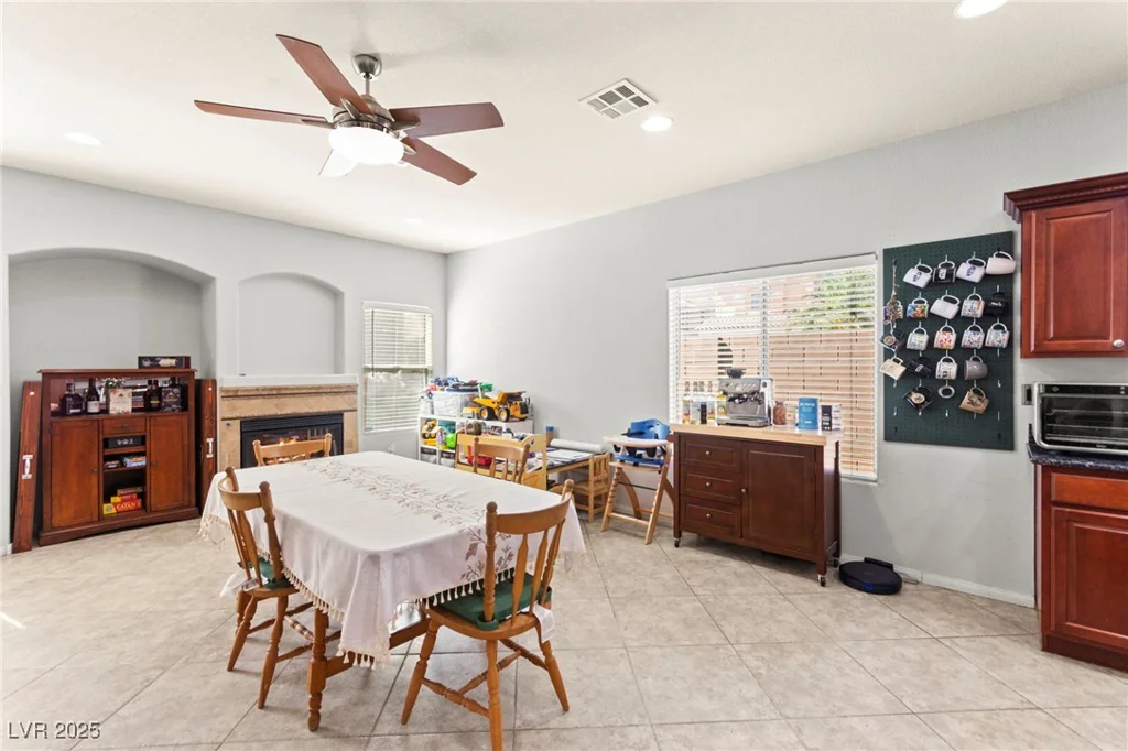 7641 Lani Dawn, Las Vegas, NV 89149