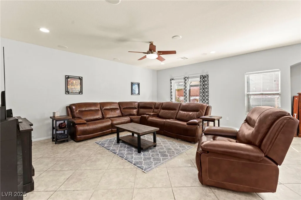 7641 Lani Dawn, Las Vegas, NV 89149