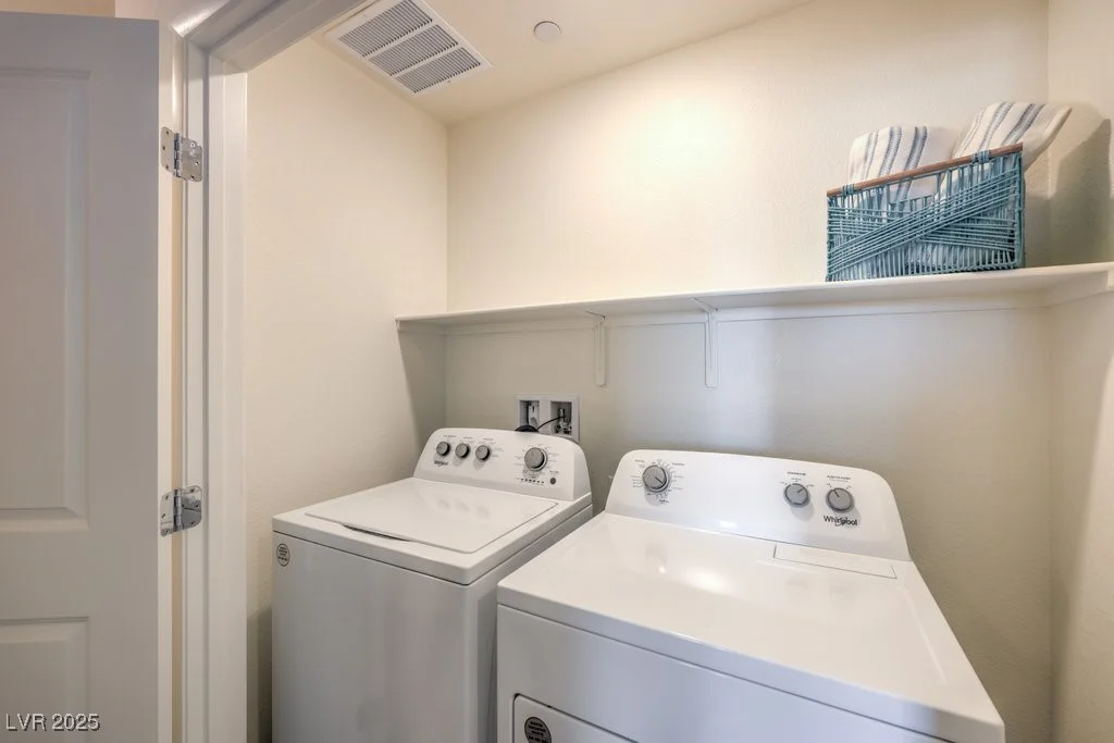 2534 Petunia Garden, North Las Vegas, NV 89081