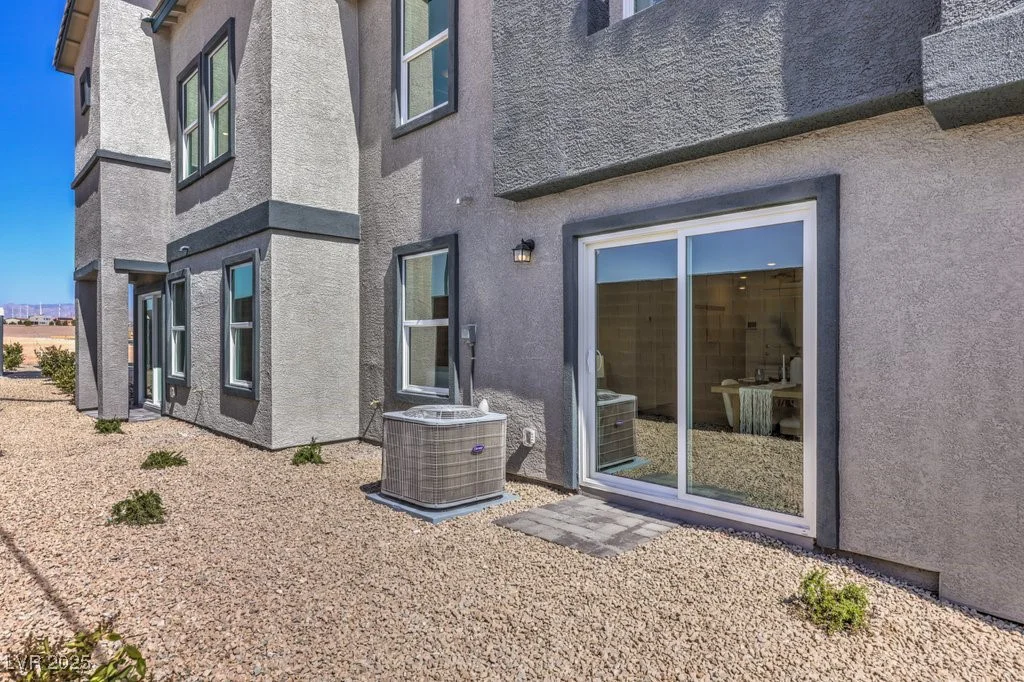2534 Petunia Garden, North Las Vegas, NV 89081