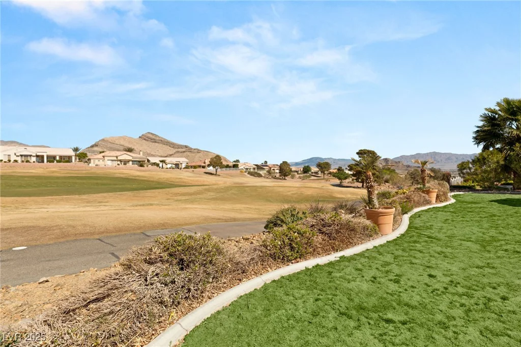 10712 Back Plains, Las Vegas, NV 89134