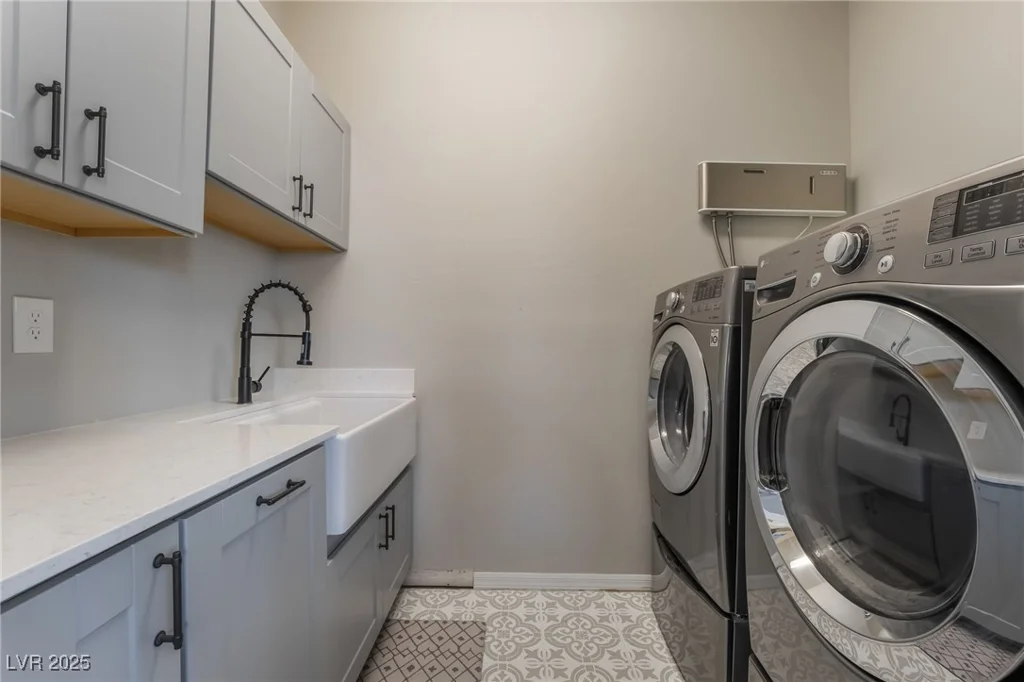 133 Clouded, Henderson, NV 89002