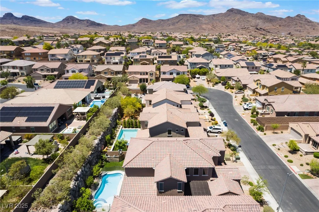 133 Clouded, Henderson, NV 89002