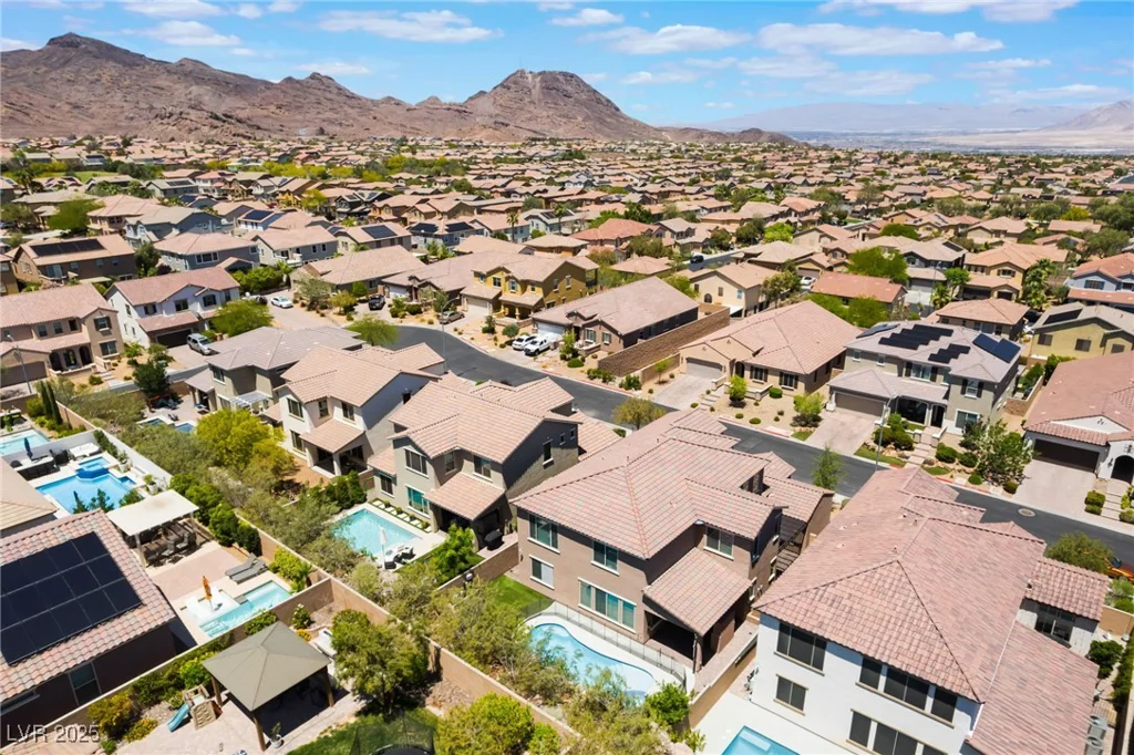 133 Clouded, Henderson, NV 89002