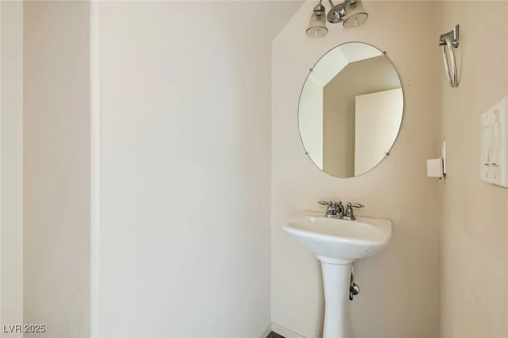 2728 Holmfault, Henderson, NV 89044