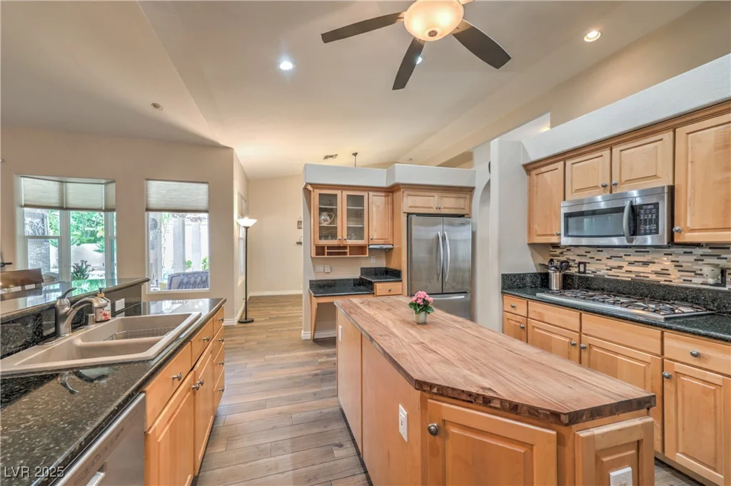7730 BRAMBLY CREEK, Las Vegas, NV 89129