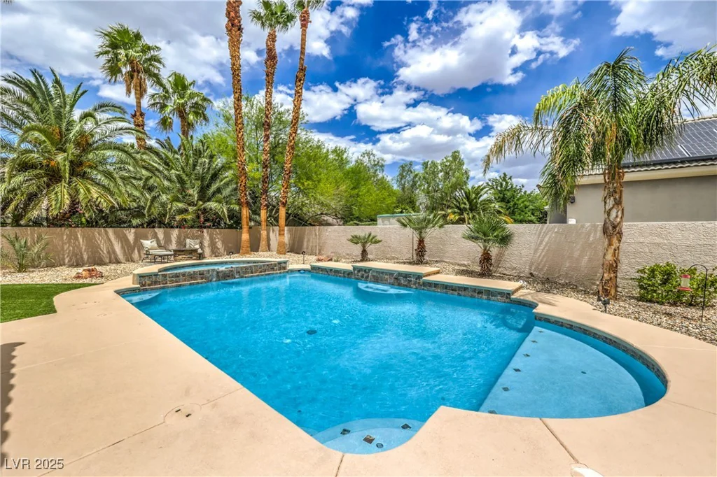 7730 BRAMBLY CREEK, Las Vegas, NV 89129