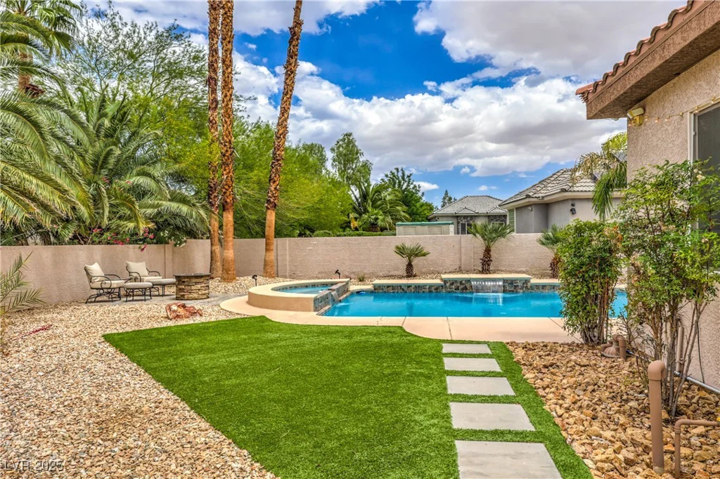 7730 BRAMBLY CREEK, Las Vegas, NV 89129