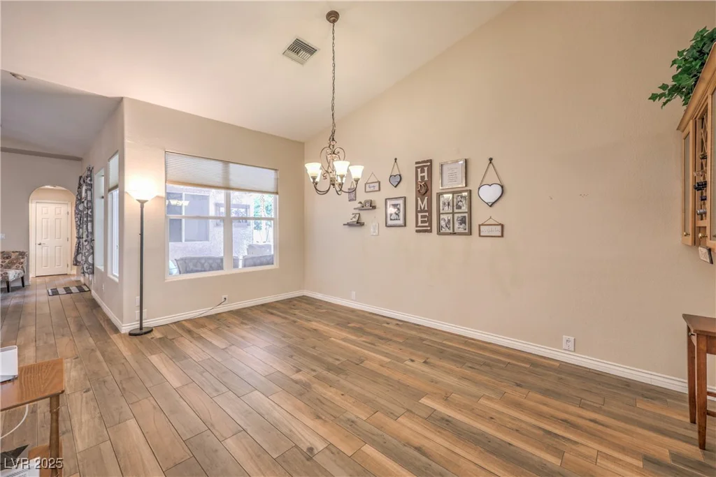 7730 BRAMBLY CREEK, Las Vegas, NV 89129