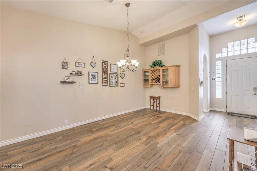 7730 BRAMBLY CREEK, Las Vegas, NV 89129