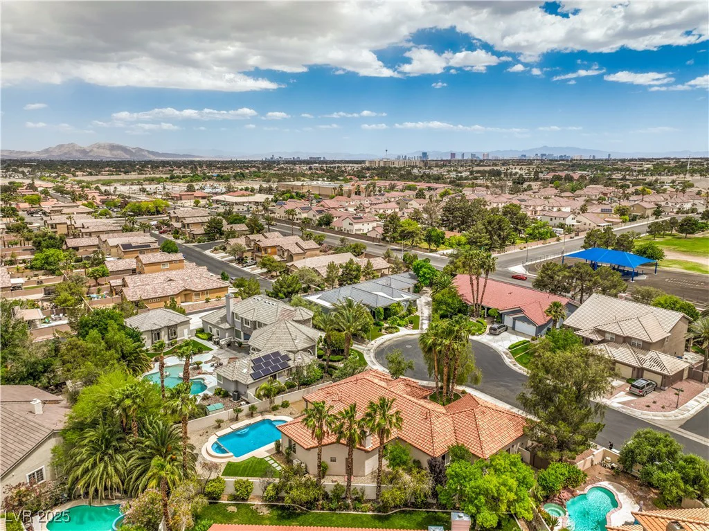 7730 BRAMBLY CREEK, Las Vegas, NV 89129