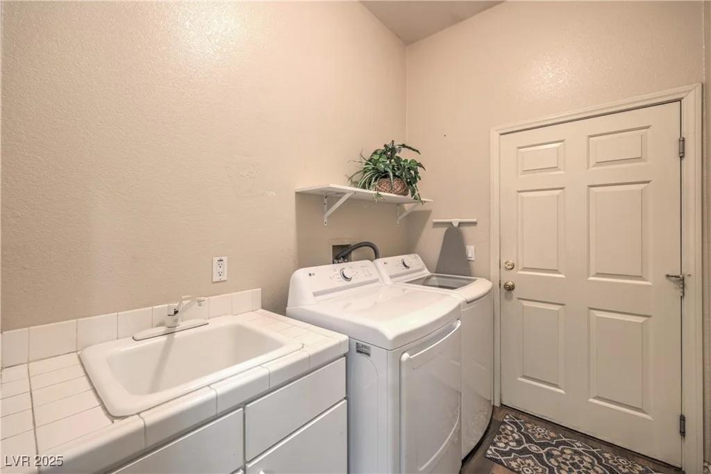 7730 BRAMBLY CREEK, Las Vegas, NV 89129