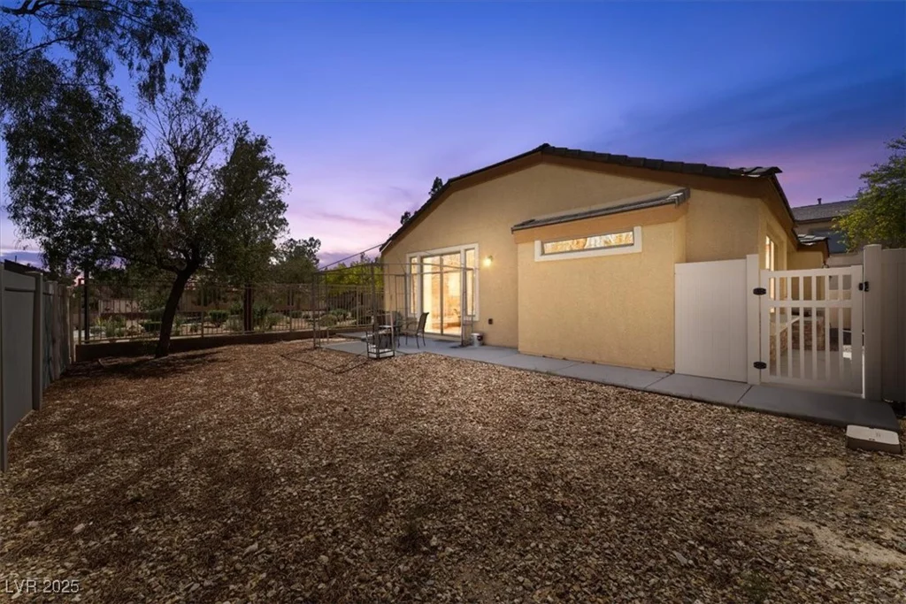 3521 Discovery Downs, North Las Vegas, NV 89081