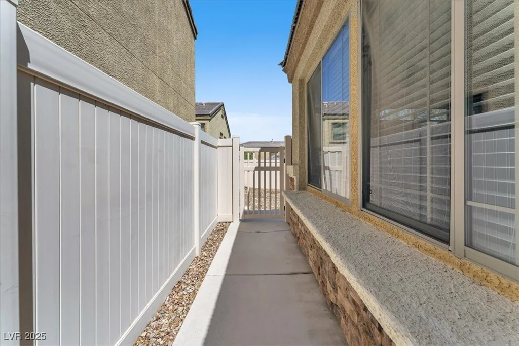 3521 Discovery Downs, North Las Vegas, NV 89081