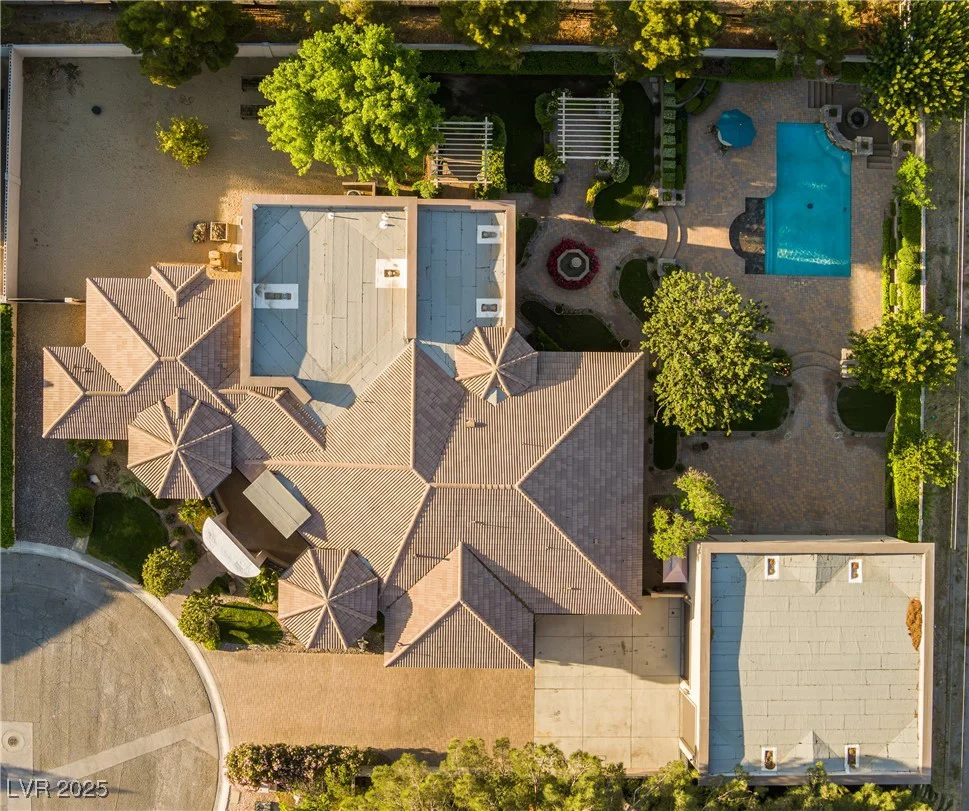 8620 La Madre, Las Vegas, NV 89149