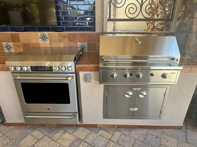 8175 Arville, Las Vegas, NV 89139
