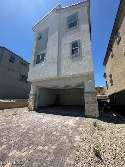 1533 Bat Hawk, Las Vegas, NV 89144