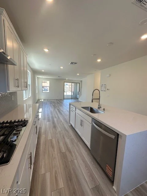 1533 Bat Hawk, Las Vegas, NV 89144