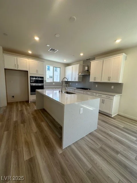 1533 Bat Hawk, Las Vegas, NV 89144