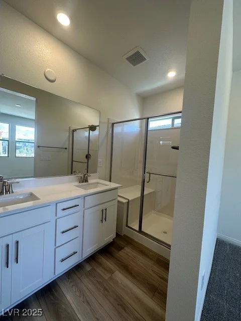1533 Bat Hawk, Las Vegas, NV 89144