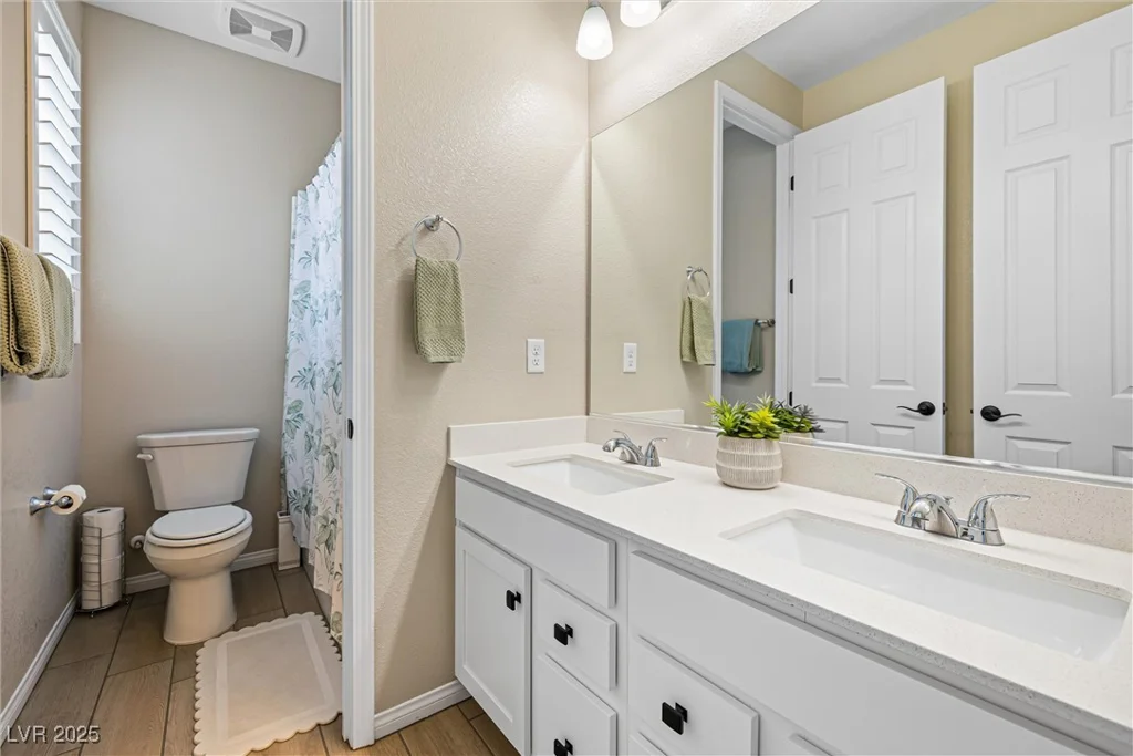 6611 Dove Point, Las Vegas, NV 89130