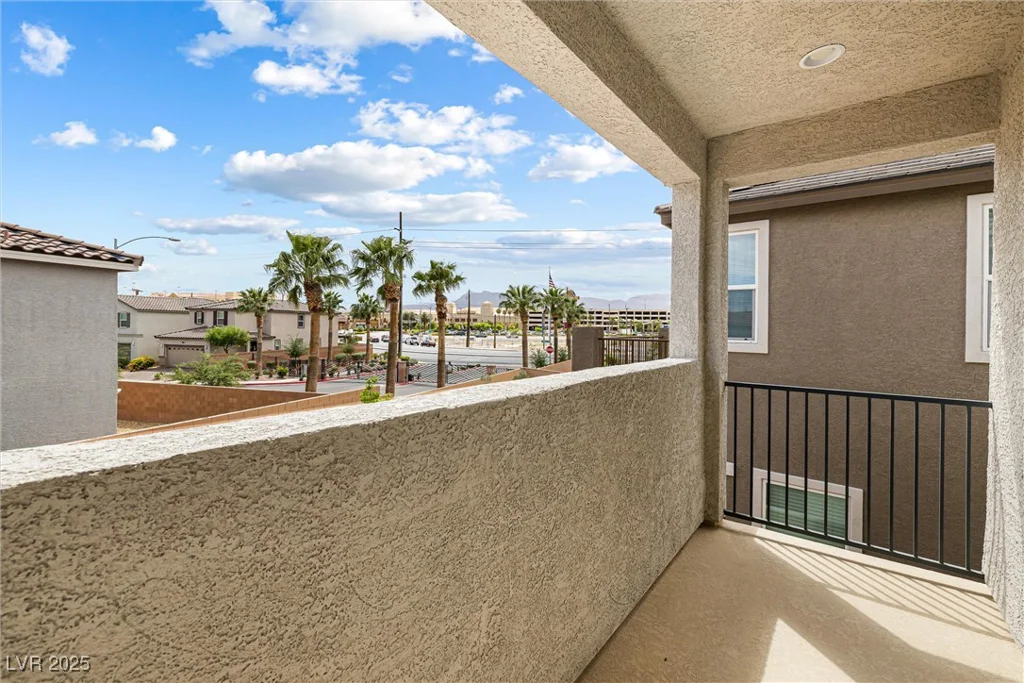 6611 Dove Point, Las Vegas, NV 89130