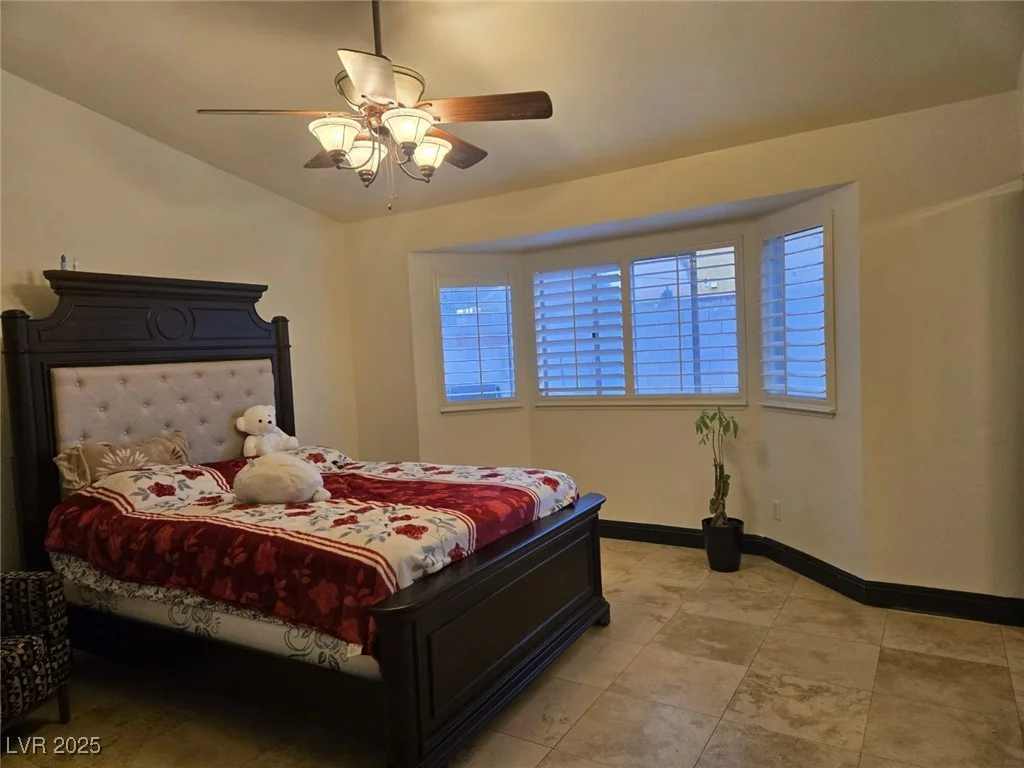 6361 Copperfield, Las Vegas, NV 89108
