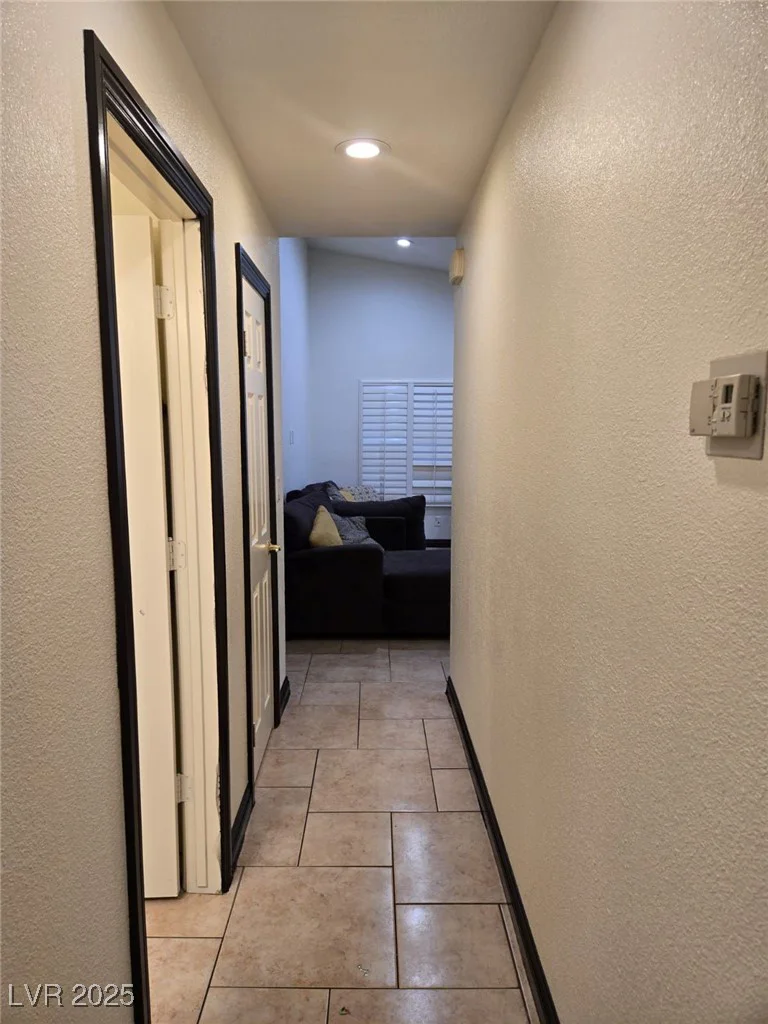 6361 Copperfield, Las Vegas, NV 89108