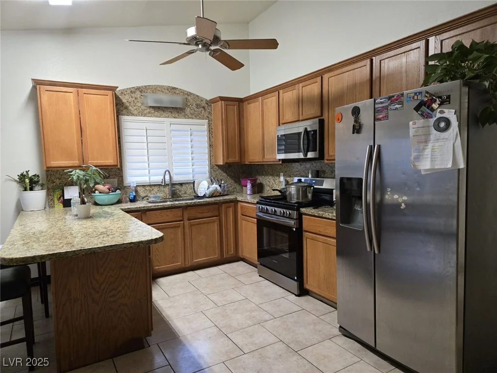 6361 Copperfield, Las Vegas, NV 89108