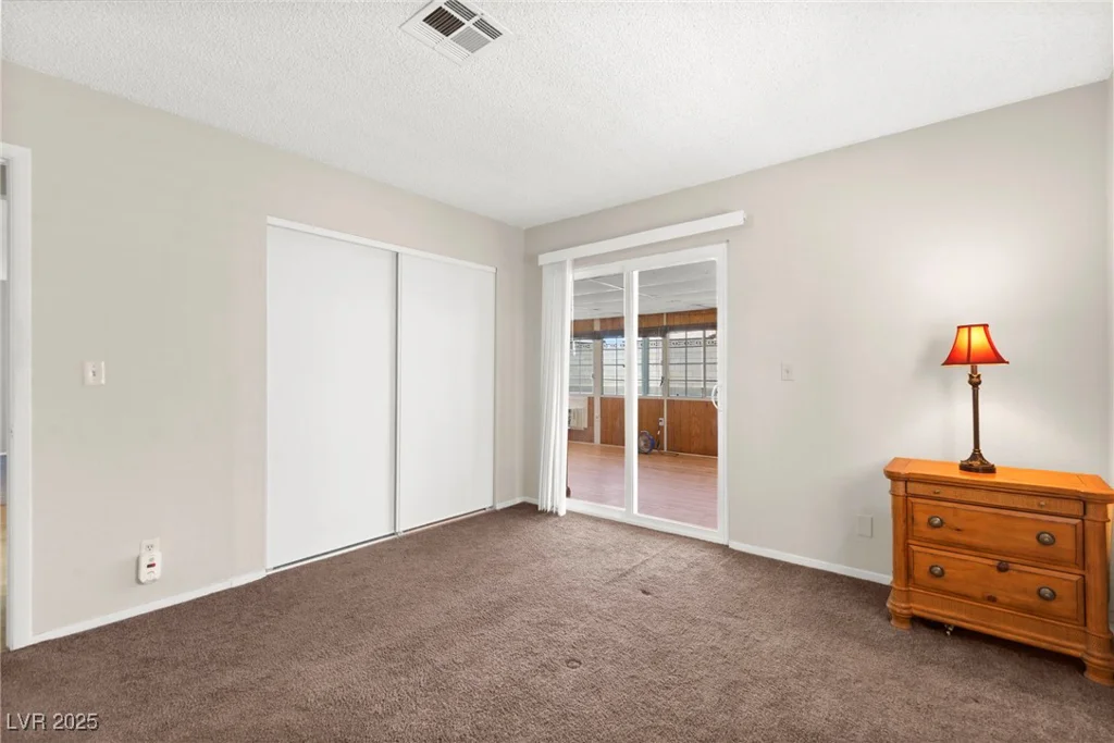 421 Carlin, Las Vegas, NV 89110