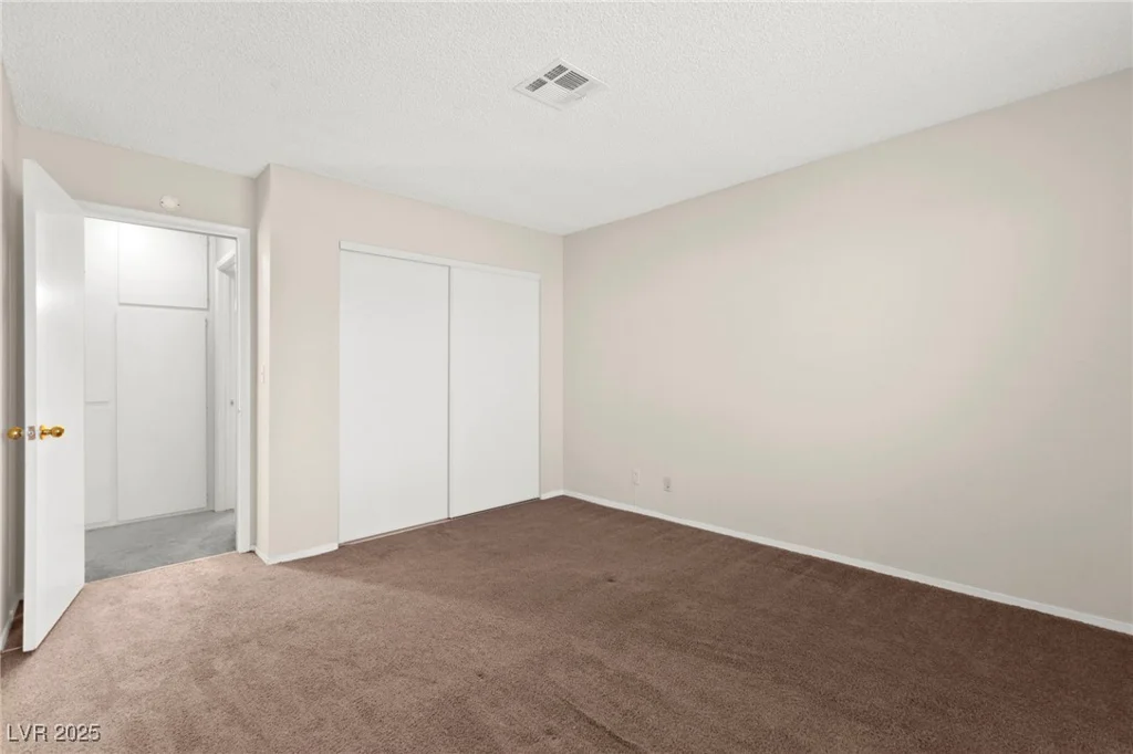 421 Carlin, Las Vegas, NV 89110