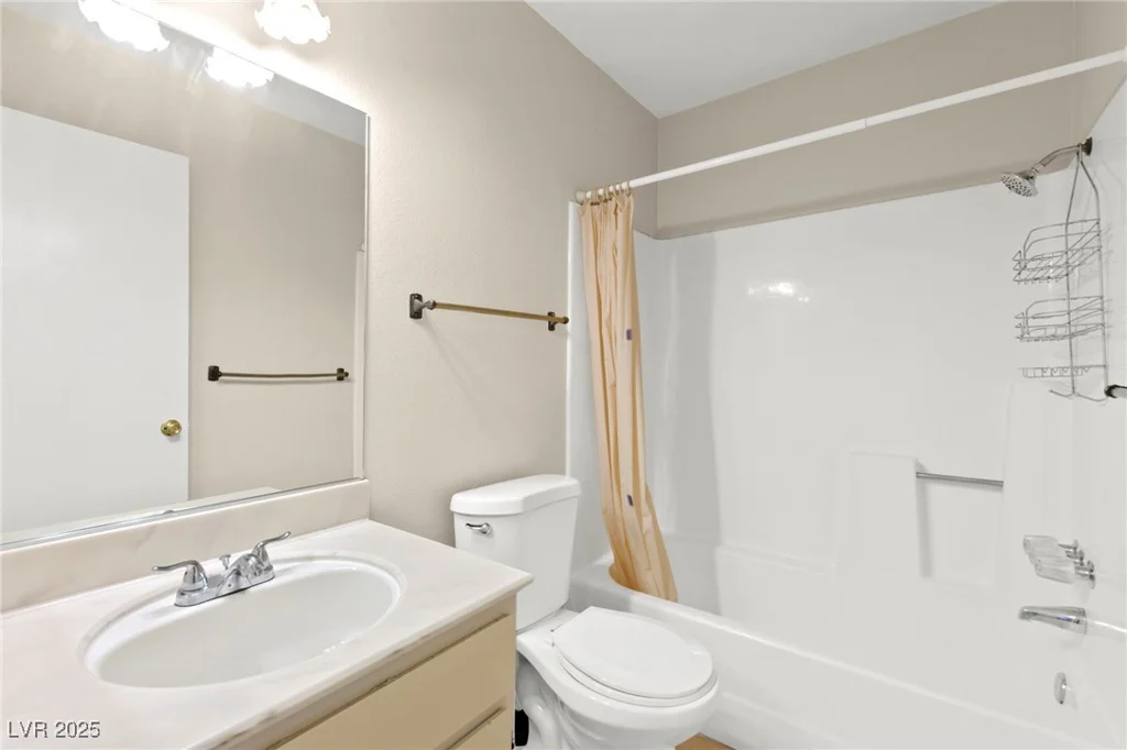 421 Carlin, Las Vegas, NV 89110