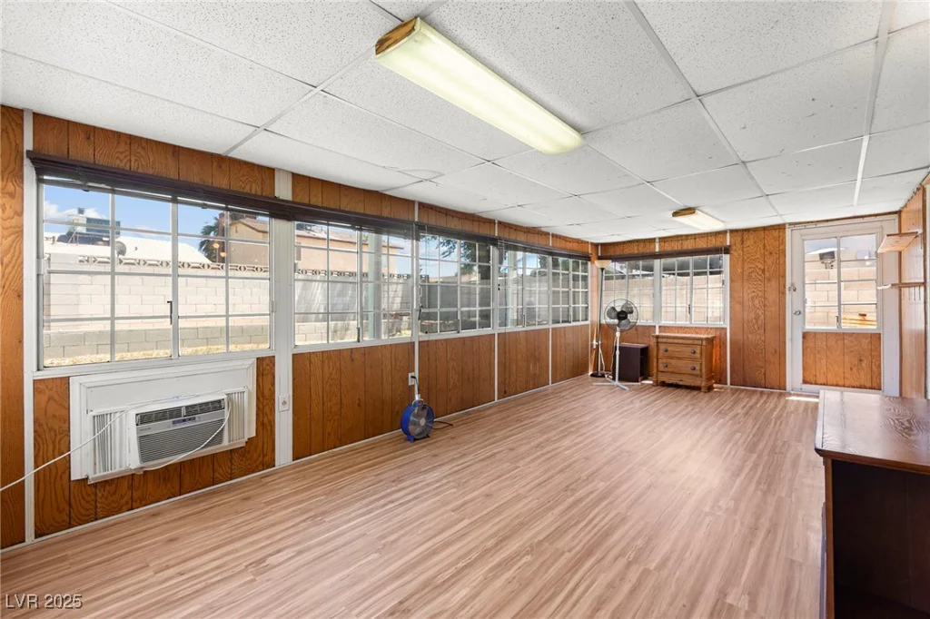 421 Carlin, Las Vegas, NV 89110