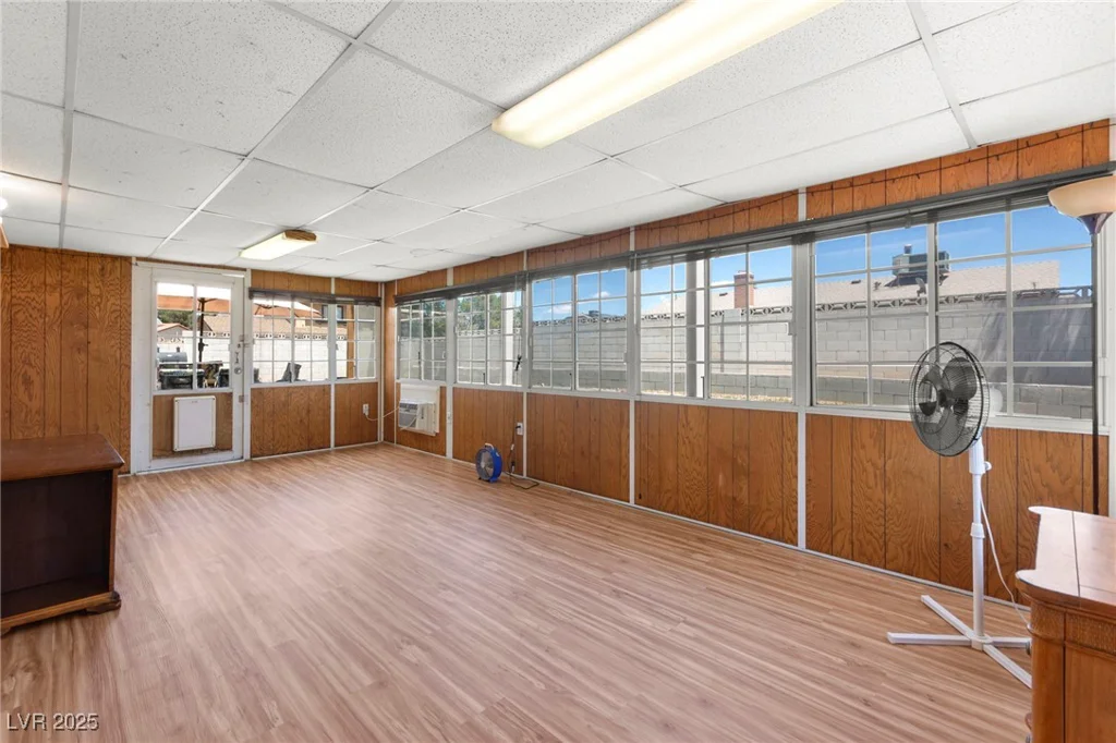 421 Carlin, Las Vegas, NV 89110