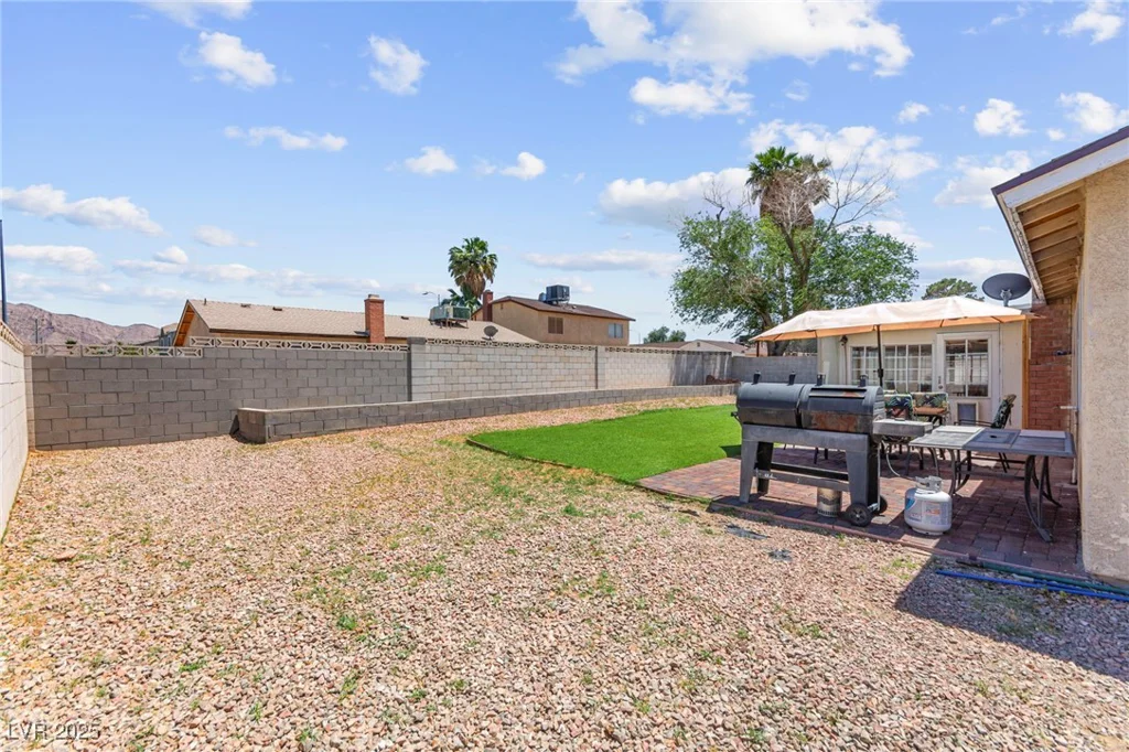 421 Carlin, Las Vegas, NV 89110