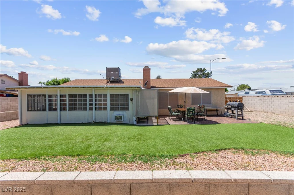 421 Carlin, Las Vegas, NV 89110