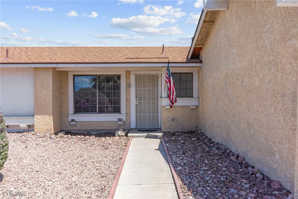 421 Carlin, Las Vegas, NV 89110