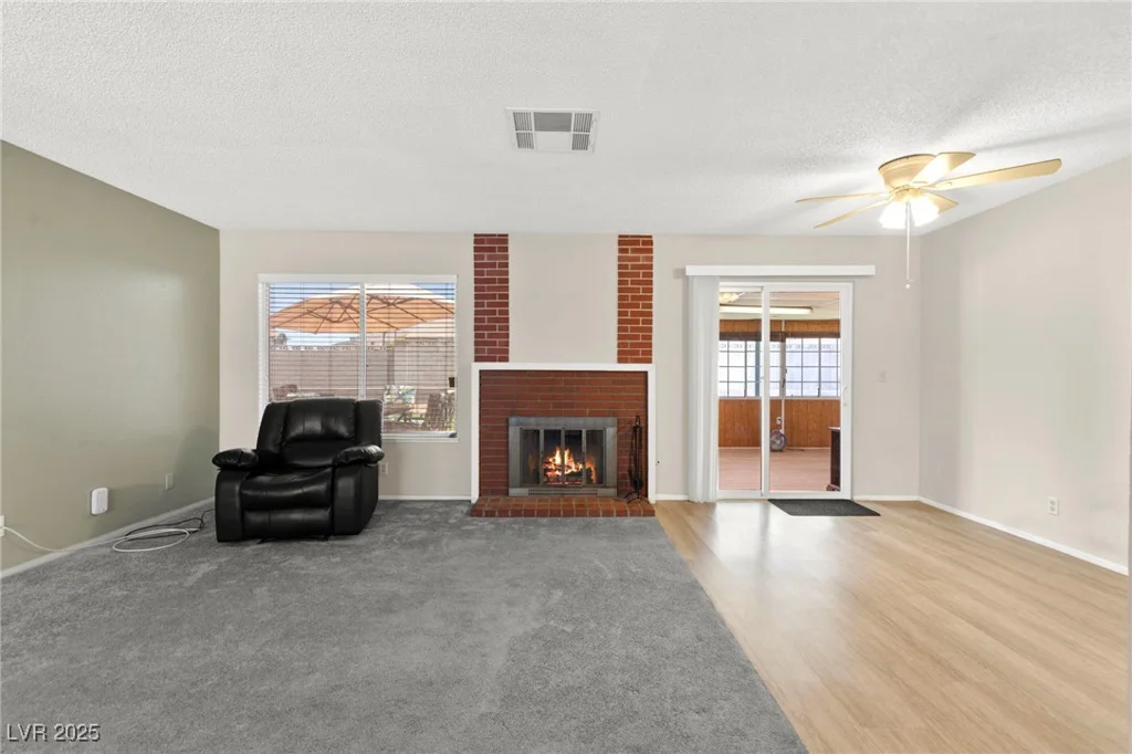 421 Carlin, Las Vegas, NV 89110