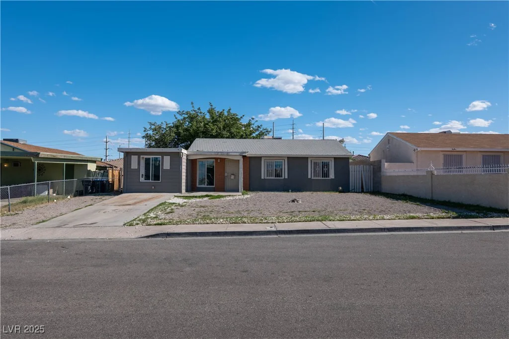 321 Princess, North Las Vegas, NV 89030