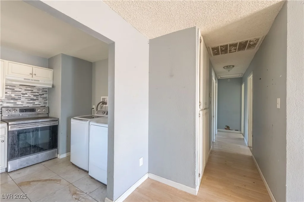 321 Princess, North Las Vegas, NV 89030