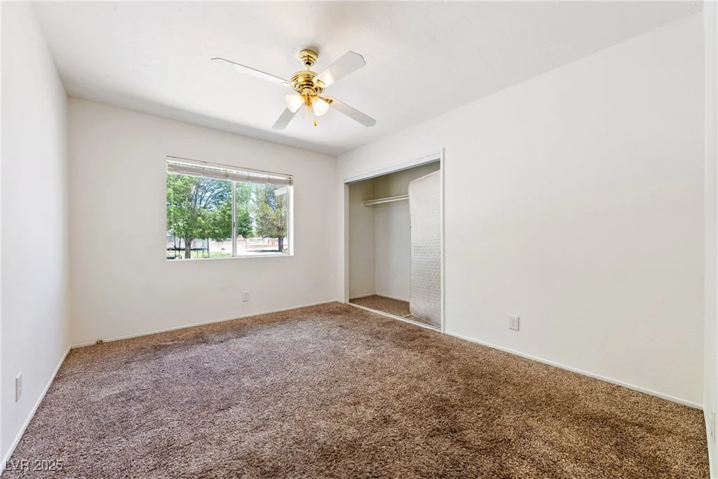 581 Betty, Pahrump, NV 89060
