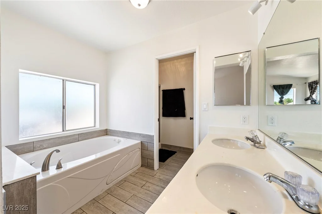 581 Betty, Pahrump, NV 89060
