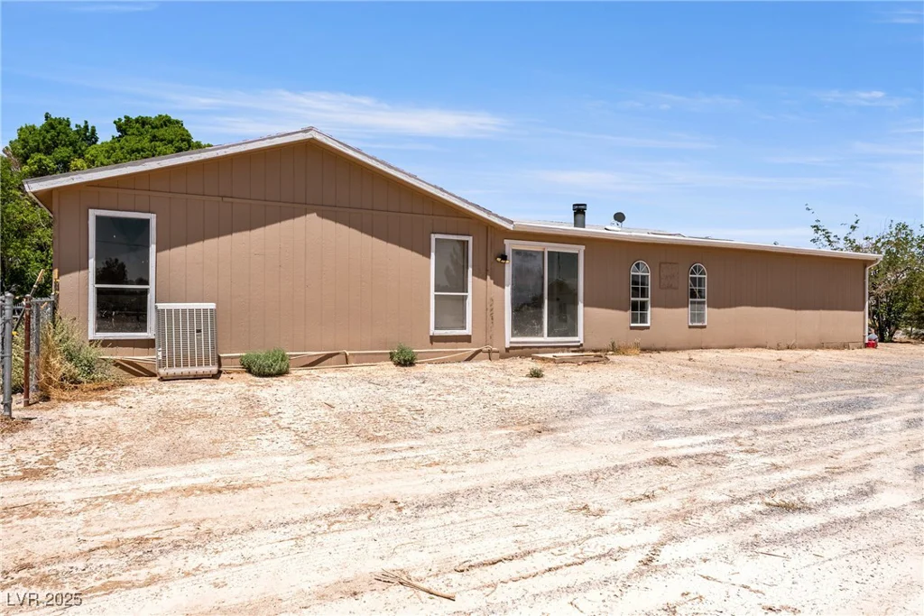 581 Betty, Pahrump, NV 89060