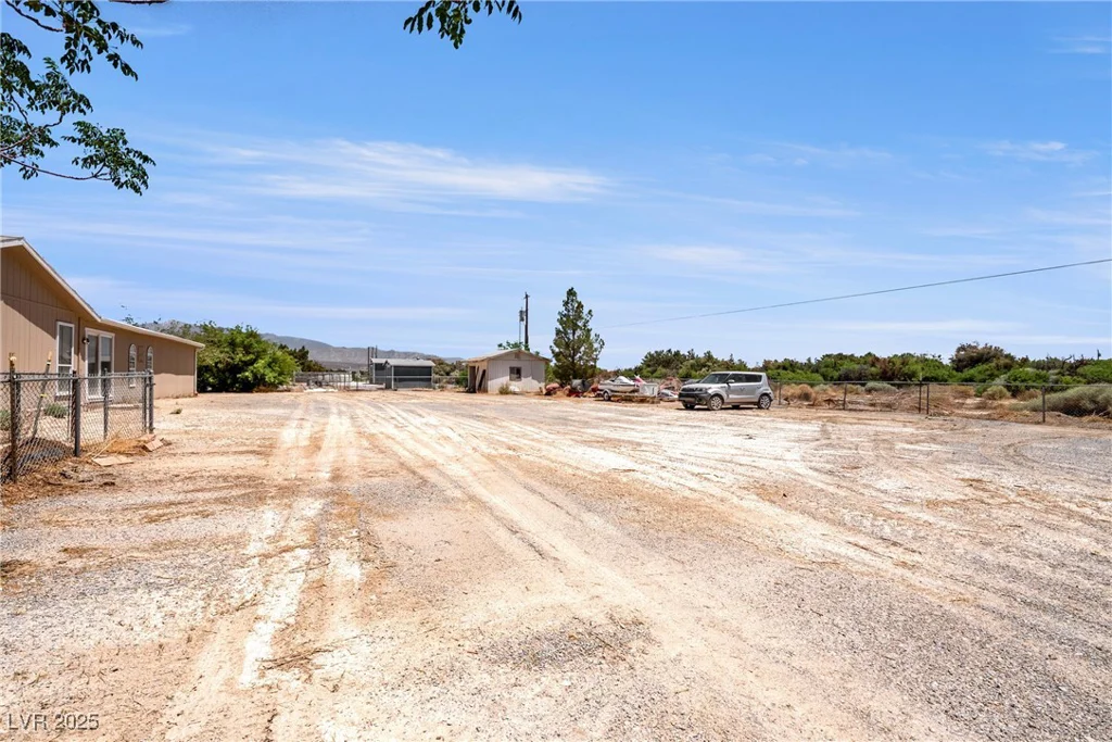 581 Betty, Pahrump, NV 89060