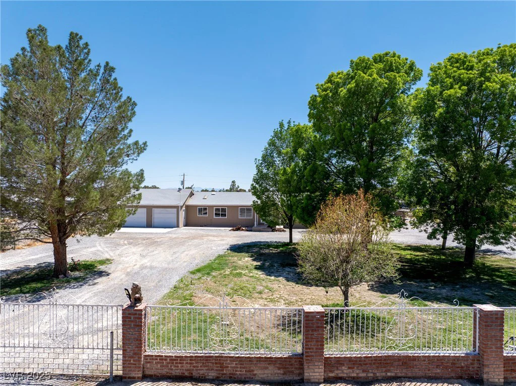 581 Betty, Pahrump, NV 89060